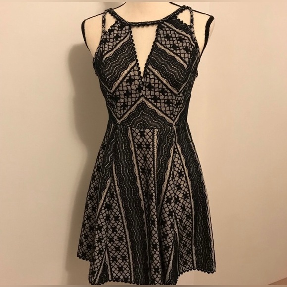 Free People Dresses & Skirts - Free people black cocktail dress size 4